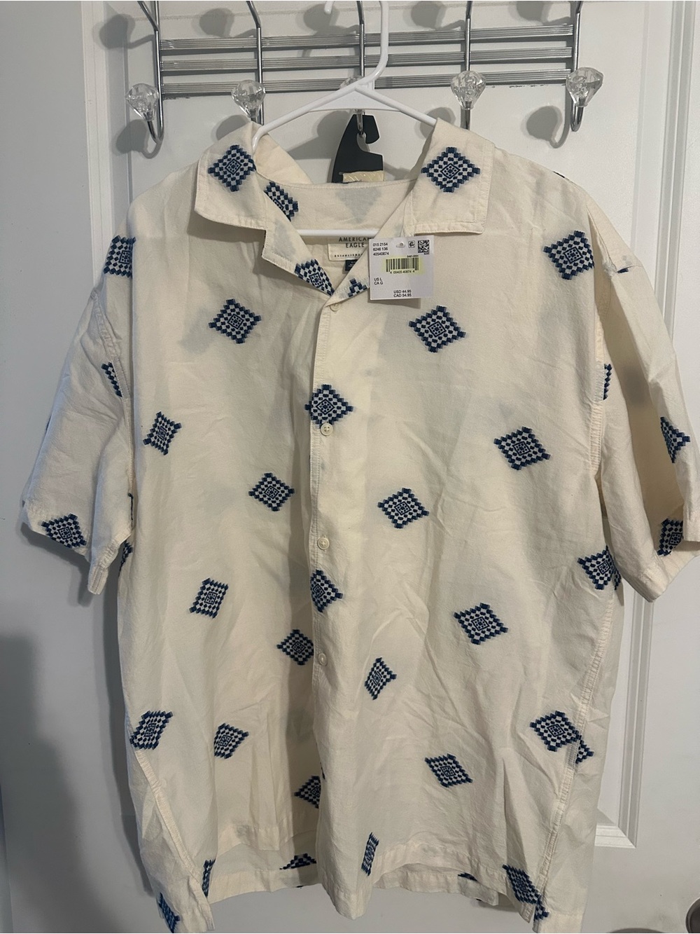 American Eagle Outfitters Cream Short-Sleeve Button-Up Shirt with Blue Pattern